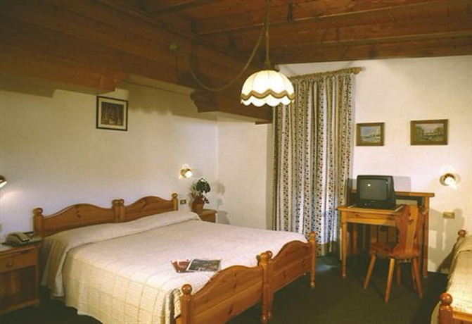 Imagen de la habitación del Hotel Nord, Fiames. Foto 15