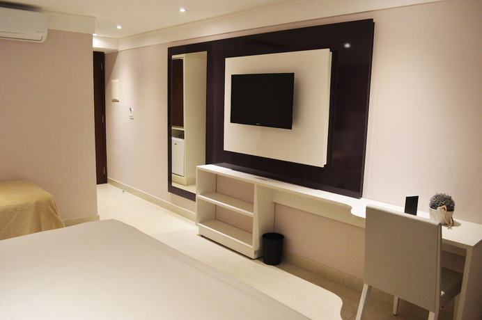 Imagen de la habitación del Hotel Nord Luxxor Tamba&uacute;. Foto 10
