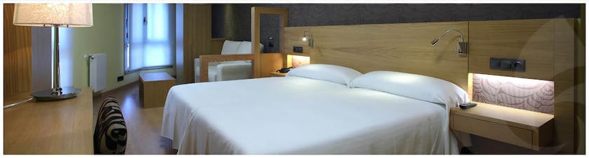 Imagen de la habitación del Hotel Nordés. Foto 5