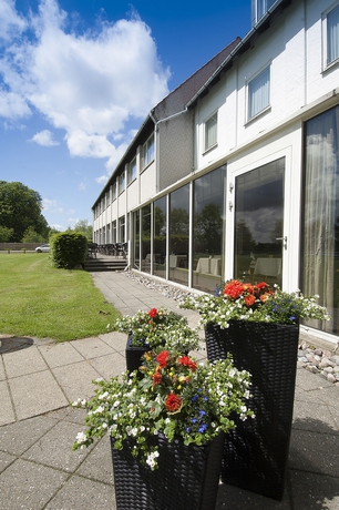 Imagen de los exteriores del Hotel Norden. Foto 9