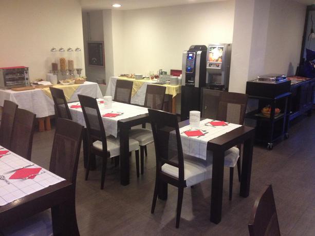 Imagen del bar/restaurante del Hotel Nordend. Foto 2