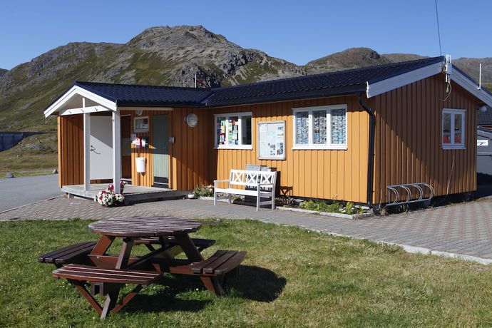 Imagen de los interiores del Hotel Nordkapp Camping. Foto 19