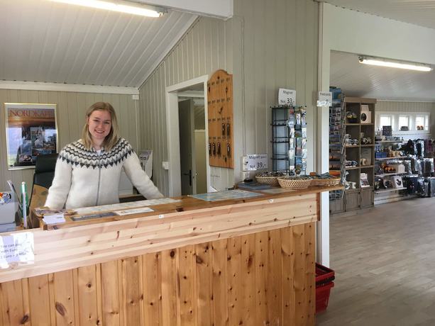 Imagen de los interiores del Hotel Nordkapp Camping. Foto 20