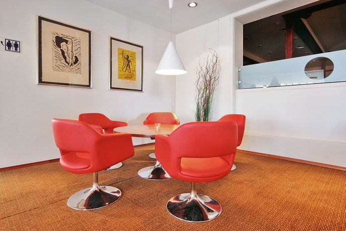 Imagen del bar/restaurante del Hotel Noreg. Foto 3