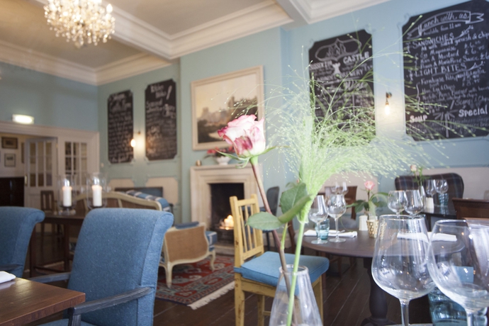Imagen del bar/restaurante del Hotel Norfolk Arms, Arundel. Foto 2
