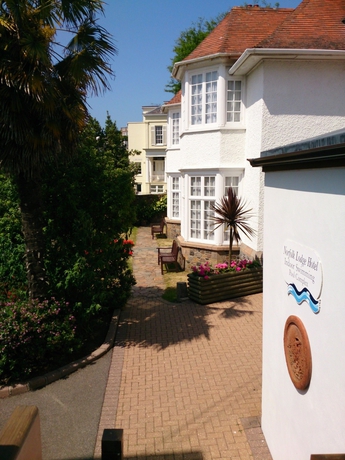 Imagen de los exteriores del Hotel Norfolk Lodge. Foto 11
