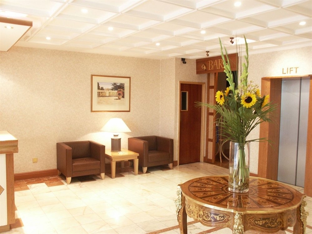 Imagen de los interiores del Hotel Norfolk Plaza. Foto 8