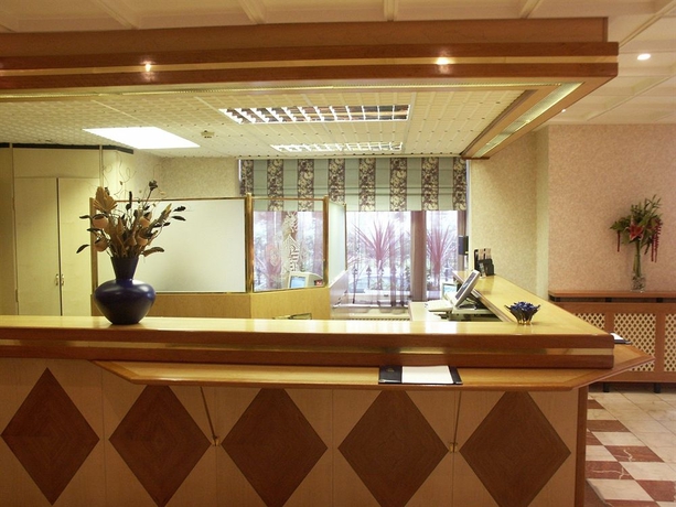 Imagen de los interiores del Hotel Norfolk Plaza. Foto 9