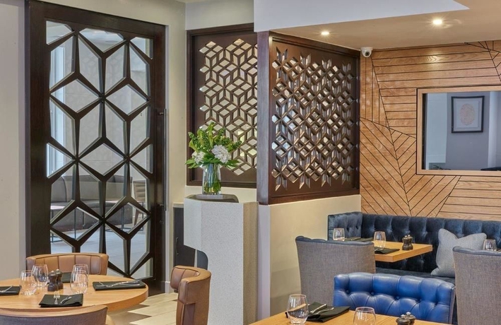 Imagen del bar/restaurante del Hotel Norfolk Towers Paddington. Foto 5