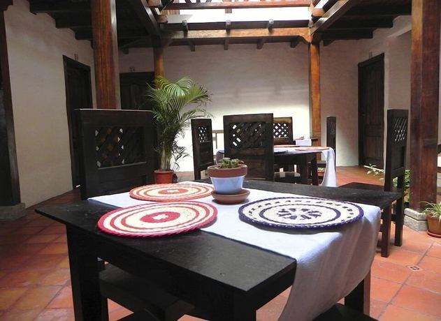 Imagen del bar/restaurante del Hotel Noris Alaus&iacute;. Foto 4