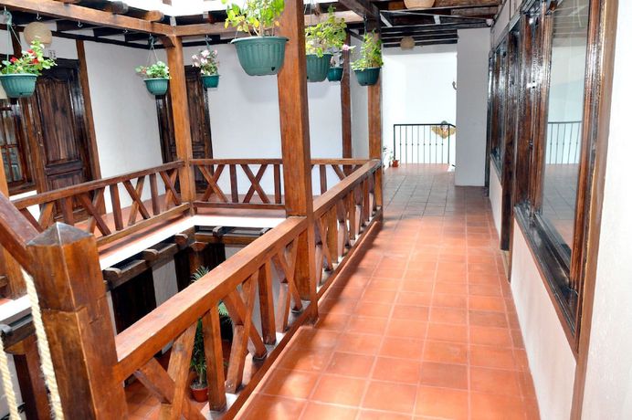 Imagen de los interiores del Hotel Noris Alaus&iacute;. Foto 16