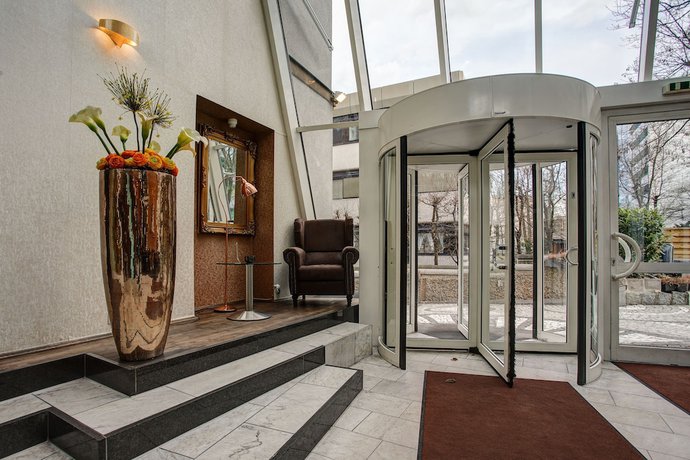 Imagen de los interiores del Hotel Noris City N&uuml;rnberg. Foto 11