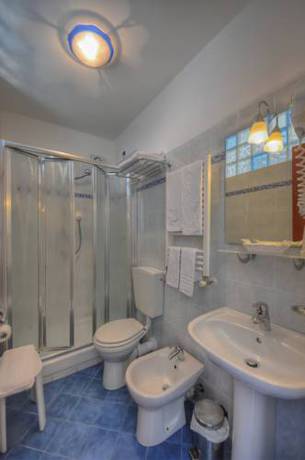 Imagen de la habitación del Hotel Noris. Foto 2