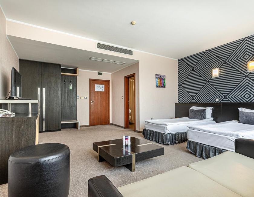 Imagen general del Hotel Noris, Plovdiv. Foto 16