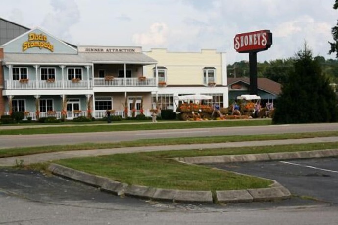 Imagen general del Hotel Norma Dan Motel - Near Dolly Parton's Stampede Dinner Attraction. Foto 3