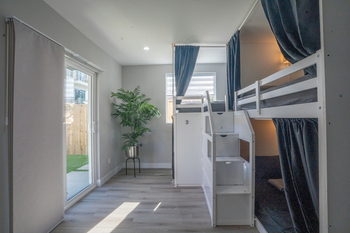 Imagen de la habitación del Hotel Normandie Hostel. Foto 5