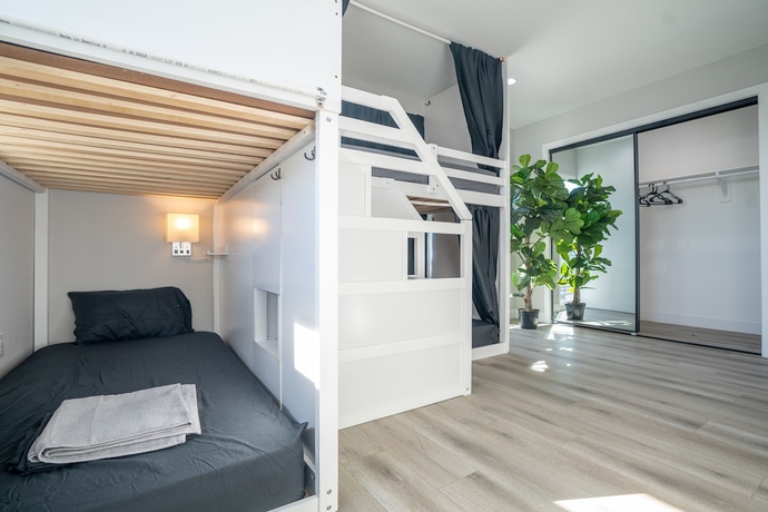 Imagen de la habitación del Hotel Normandie Hostel. Foto 7