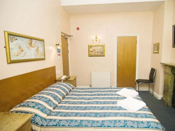 Imagen de la habitación del Hotel Normandie, Londres. Foto 5