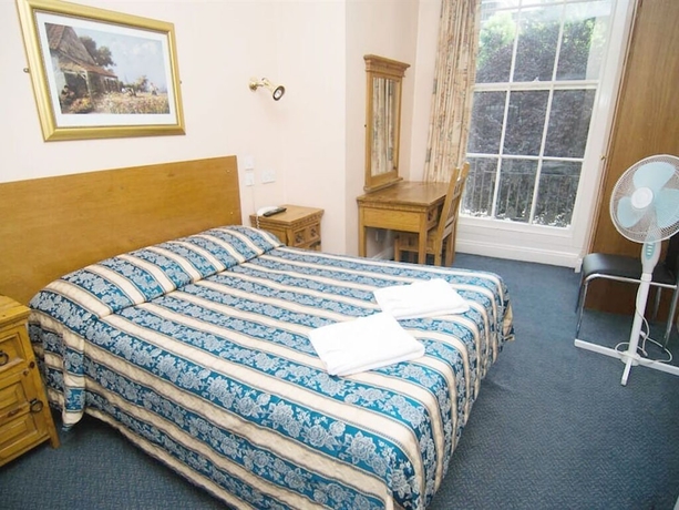 Imagen de la habitación del Hotel Normandie, Londres. Foto 14