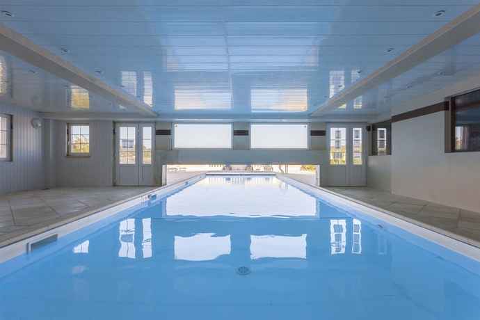 Imagen de la piscina del Hotel Normandy Country Club. Foto 15