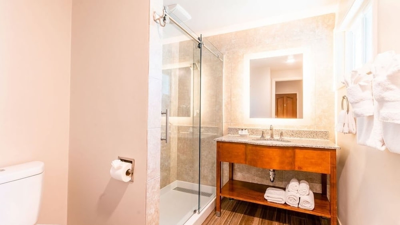 Imagen de la habitación del Hotel Normandy Inn. Foto 13