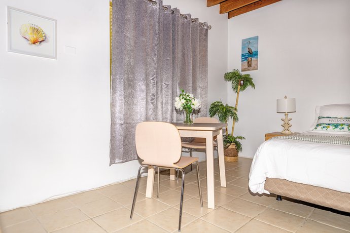Imagen de la habitación del Hotel Norman\'s and Dining. Foto 7