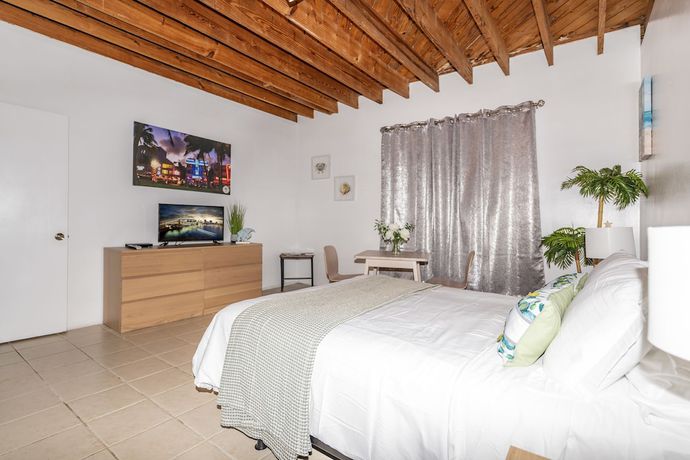 Imagen de la habitación del Hotel Norman\'s and Dining. Foto 12
