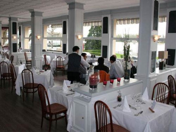 Imagen del bar/restaurante del Hotel Normotel la Marine 76. Foto 2