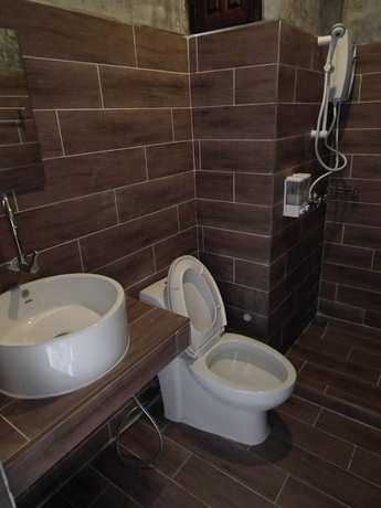 Imagen de la habitación del Hotel Norn Nab Dao Rimkhong. Foto 14