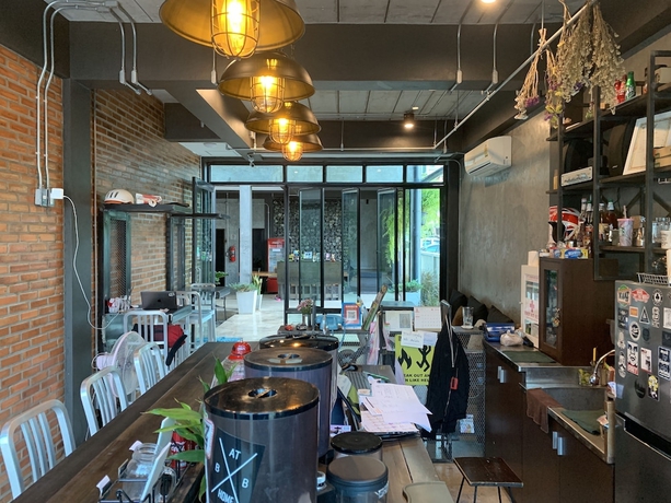 Imagen de los interiores del Hotel Norn Nee Nor Hostelandcafe. Foto 19