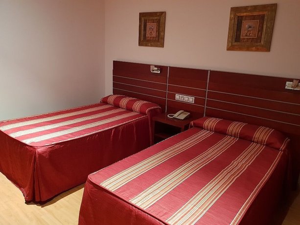 Imagen de la habitación del Hotel Norte, Villanueva de Gállego. Foto 7