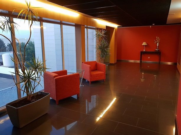Imagen de los interiores del Hotel Norte, Villanueva de Gállego. Foto 12