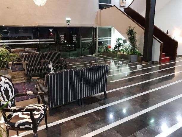 Imagen de los interiores del Hotel Norte, Villanueva de Gállego. Foto 14