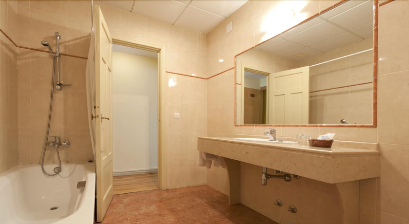 Imagen de la habitación del Hotel Norte Y Londres. Foto 6