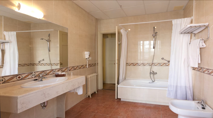 Imagen de la habitación del Hotel Norte Y Londres. Foto 7