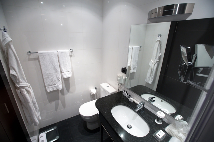 Imagen de la habitación del Hotel North Avenue. Foto 13