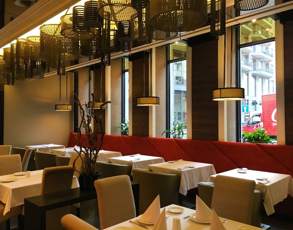 Imagen del bar/restaurante del Hotel North Avenue. Foto 9