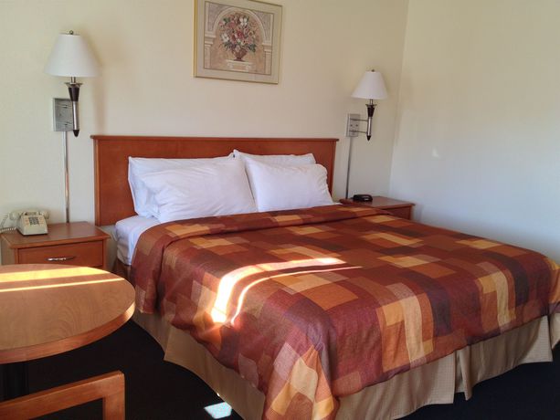 Imagen de la habitación del Hotel North Bay Inn Santa Rosa. Foto 5