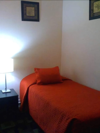 Imagen de la habitación del Hotel North Beach. Foto 12