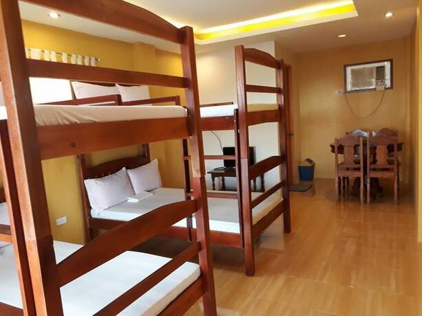 Imagen de la habitación del Hotel North Blue Bay Inn. Foto 8