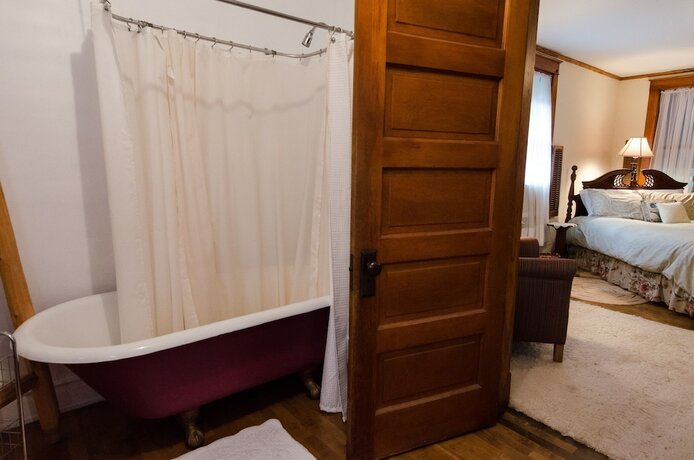 Imagen general del Hotel North Branch Outing Club. Foto 8