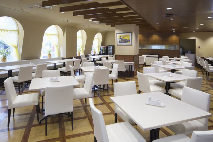Imagen del bar/restaurante del Hotel North City. Foto 4