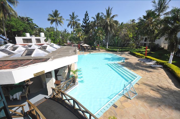 Imagen de la piscina del Hotel North Coast Beach. Foto 19