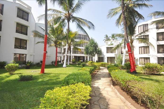 Imagen de los exteriores del Hotel North Coast Beach. Foto 16