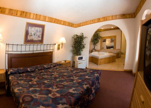Imagen de la habitación del Hotel North Country Inn and Suites, Mandan. Foto 3