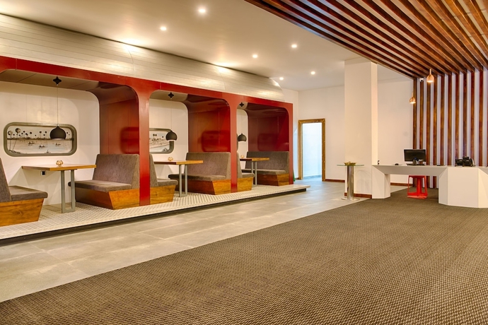 Imagen del bar/restaurante del Hotel North Gate By Jetwing. Foto 2