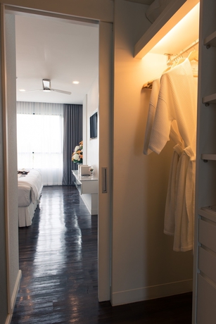 Imagen de la habitación del Hotel North Hill City Resort. Foto 5