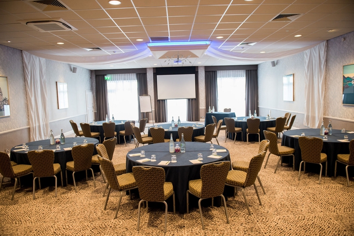 Imagen de los interiores del Hotel North Lakes and Spa. Foto 12