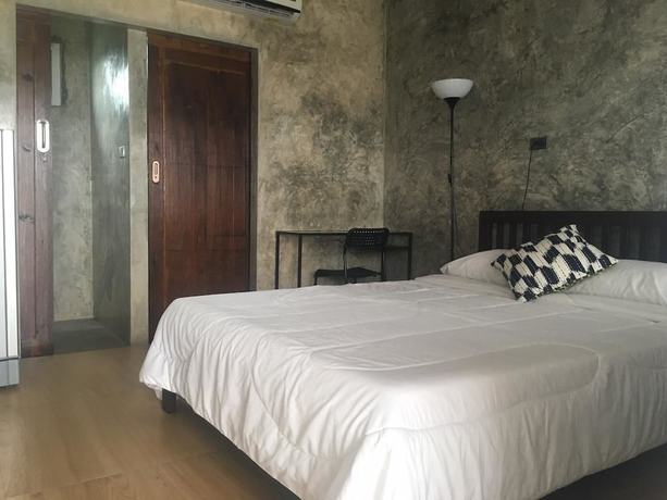 Imagen de la habitación del Hotel North, Nakhon Nayok. Foto 5