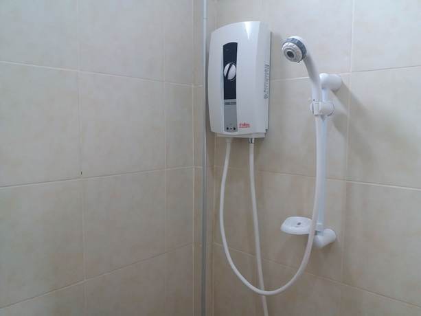 Imagen de la habitación del Hotel North, Nakhon Nayok. Foto 10